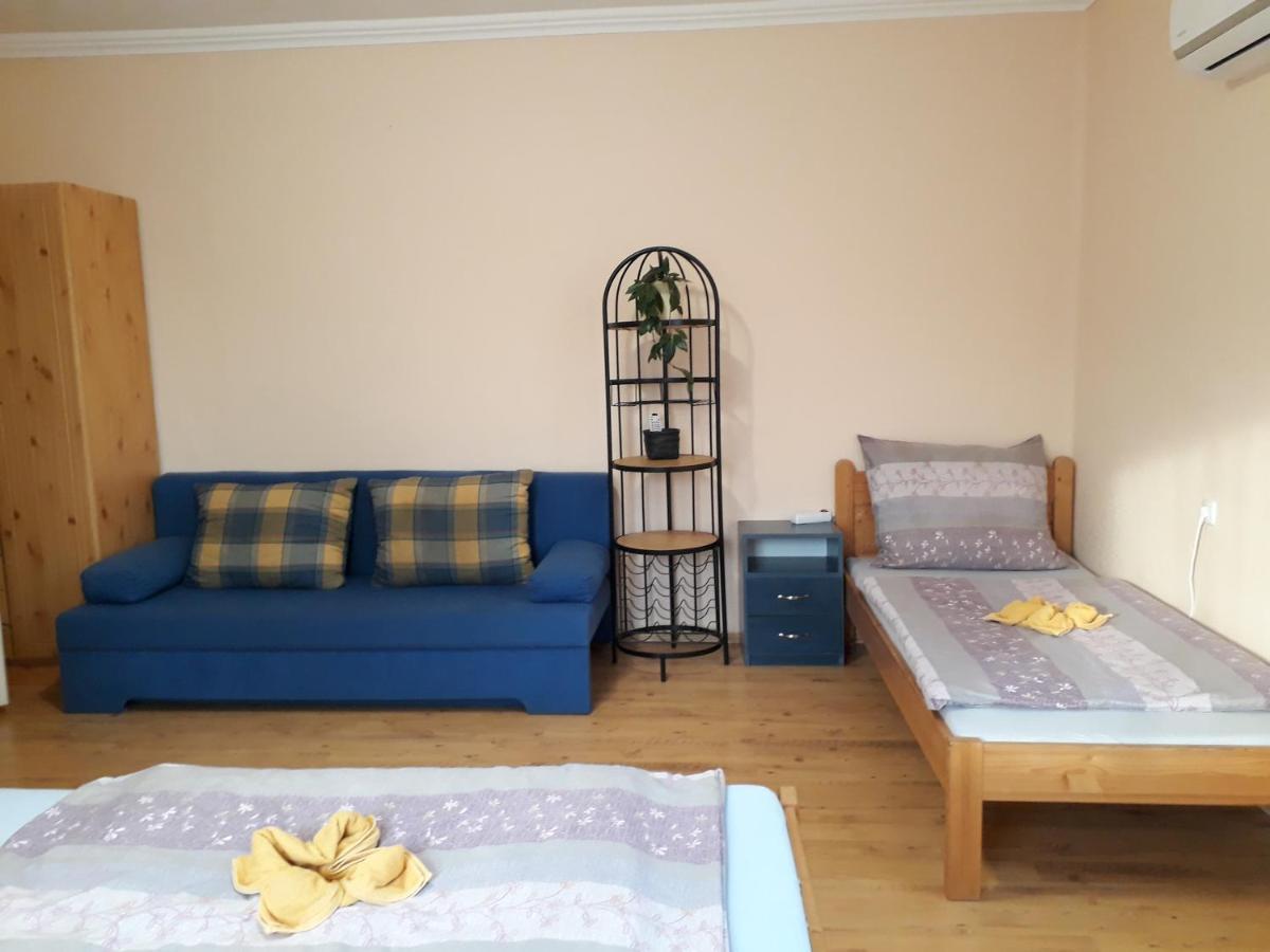 Hotel Oerveny Vendeghaz Tiszafüred Zewnętrze zdjęcie