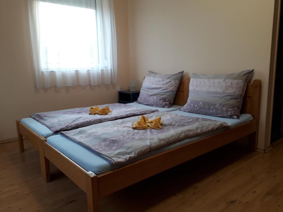 Hotel Oerveny Vendeghaz Tiszafüred Zewnętrze zdjęcie