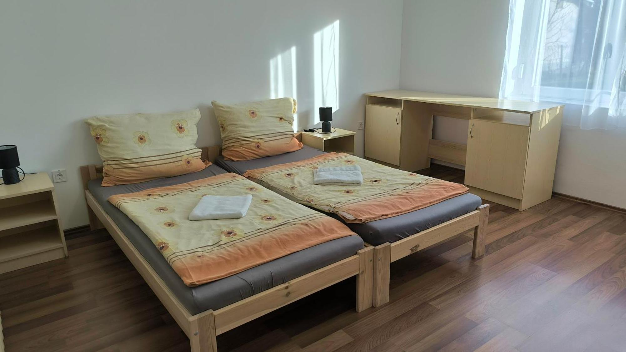 Hotel Oerveny Vendeghaz Tiszafüred Pokój zdjęcie