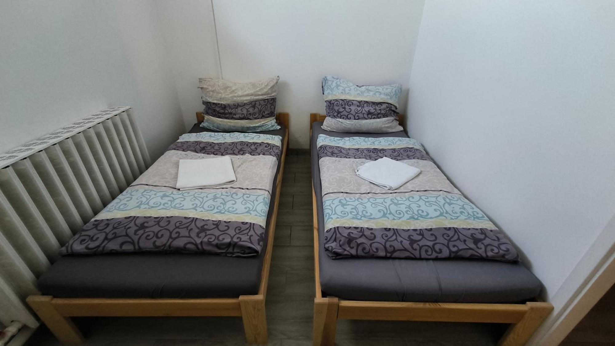 Hotel Oerveny Vendeghaz Tiszafüred Pokój zdjęcie