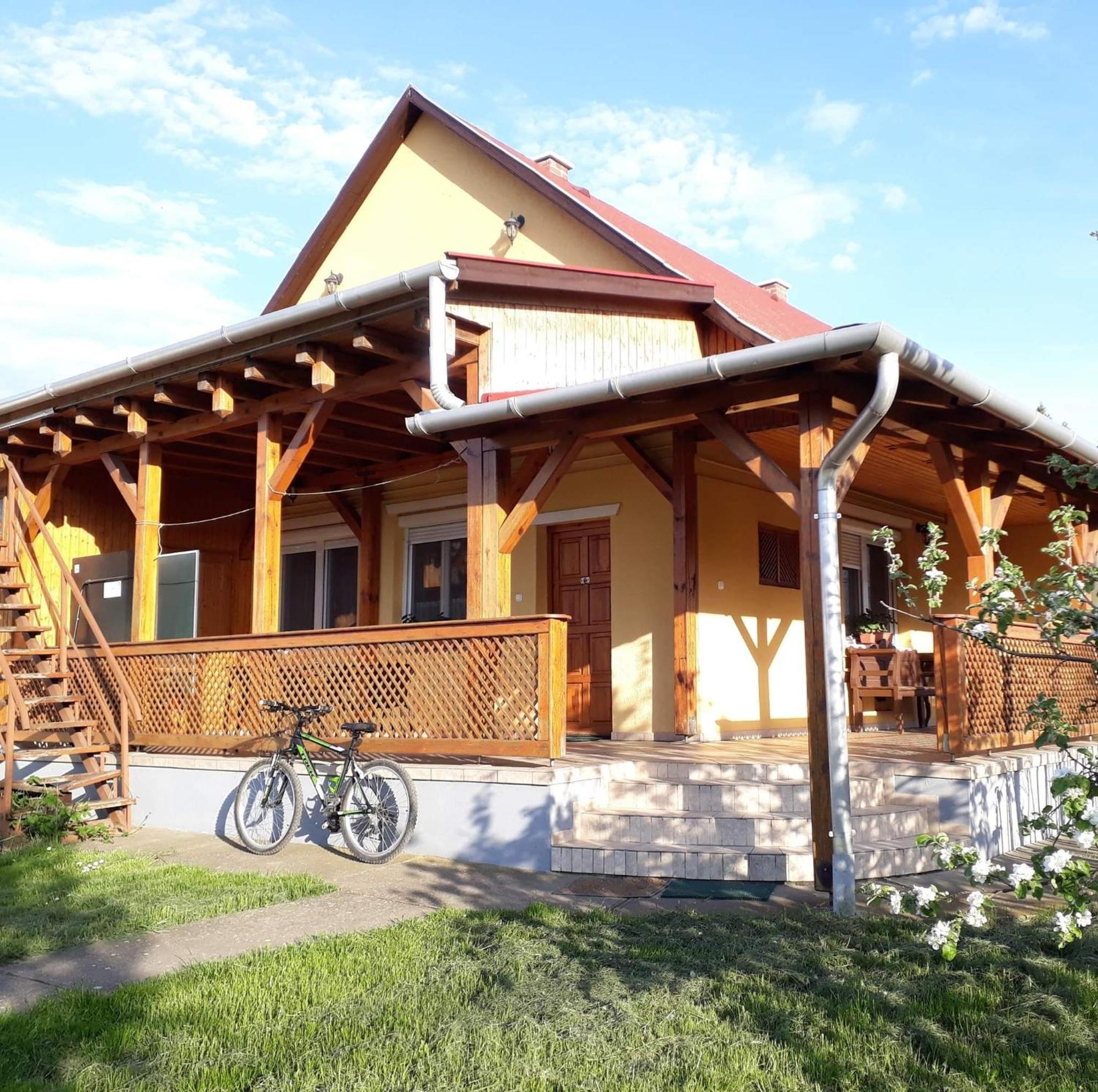 Hotel Oerveny Vendeghaz Tiszafüred Pokój zdjęcie